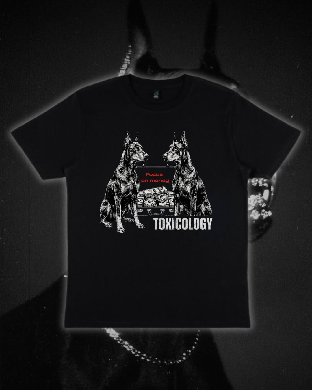Тениска “Focus on Money”